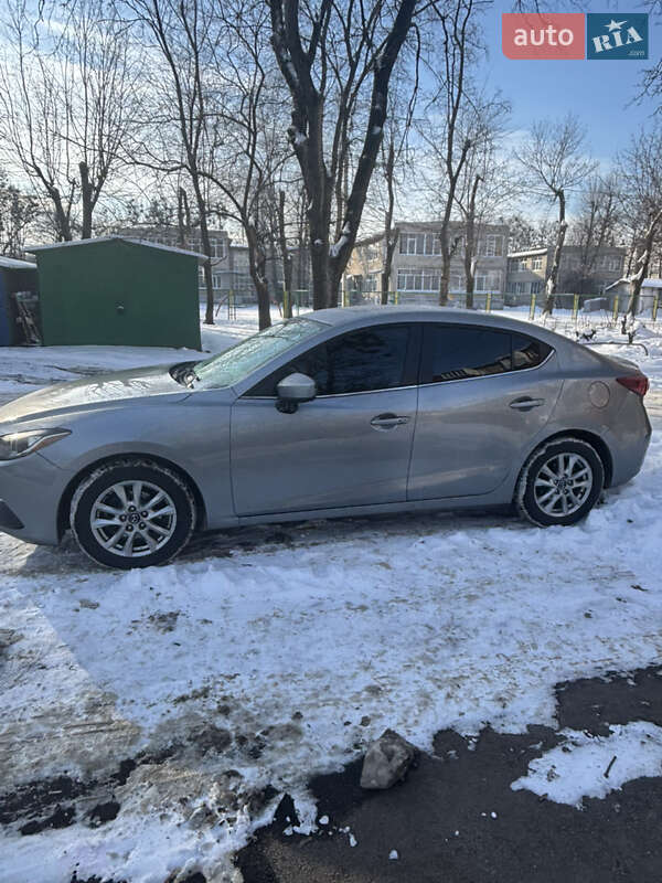 Седан Mazda 3 2013 в Харкові