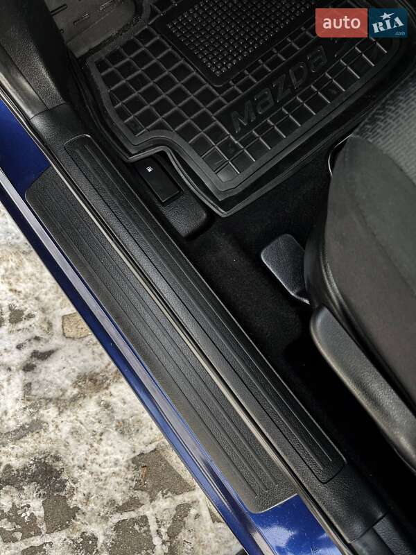 Хэтчбек Mazda 3 2010 в Черкассах