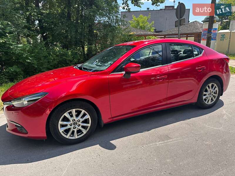 Седан Mazda 3 2017 в Киеве