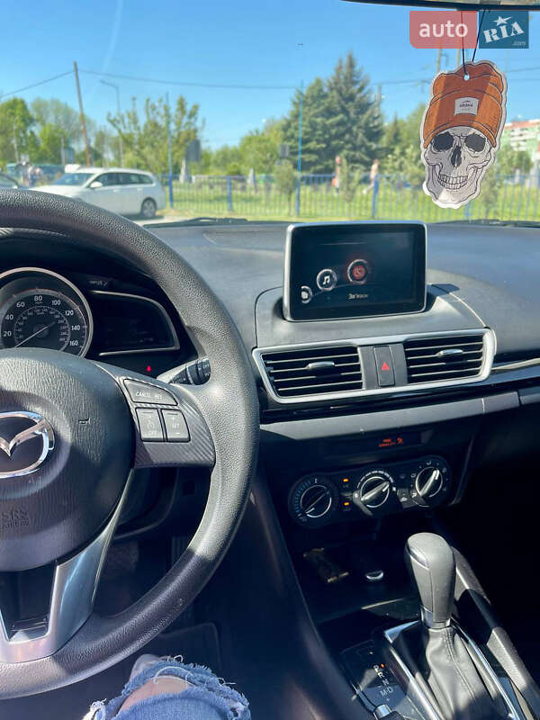 Хетчбек Mazda 3 2016 в Львові фото 13 Хетчбек Mazda 3 2016 в Львові