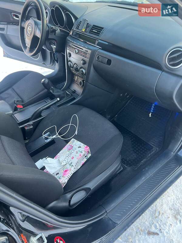 Седан Mazda 3 2007 в Києві