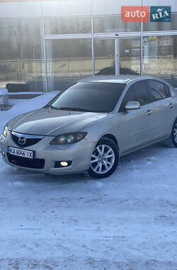 Седан Mazda 3 2006 в Киеве