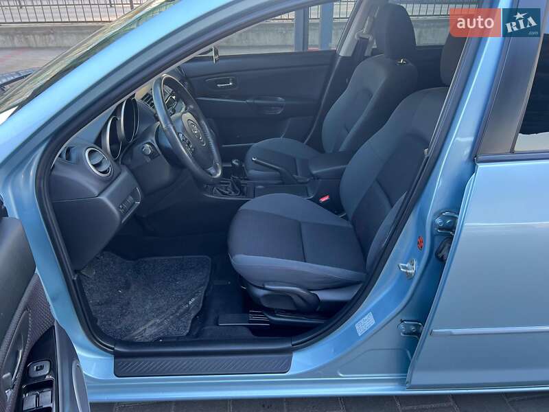 Хэтчбек Mazda 3 2008 в Житомире