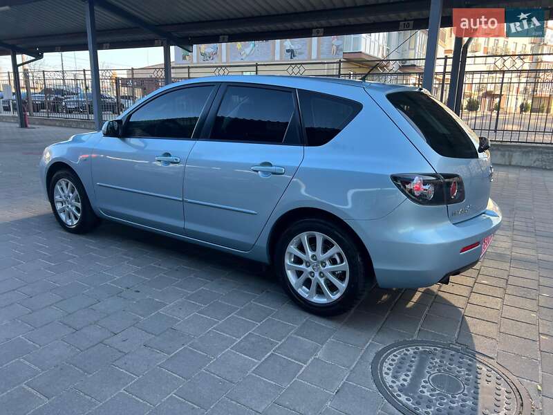 Хэтчбек Mazda 3 2008 в Житомире