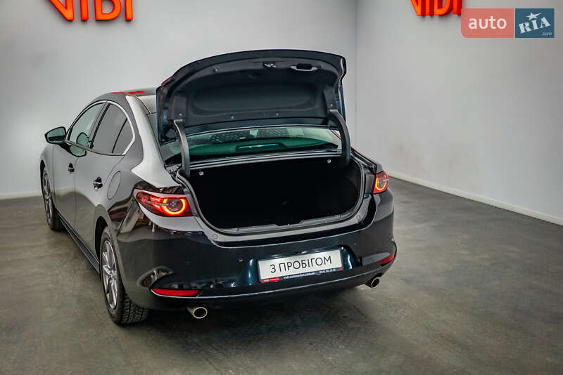 Седан Mazda 3 2020 в Киеве