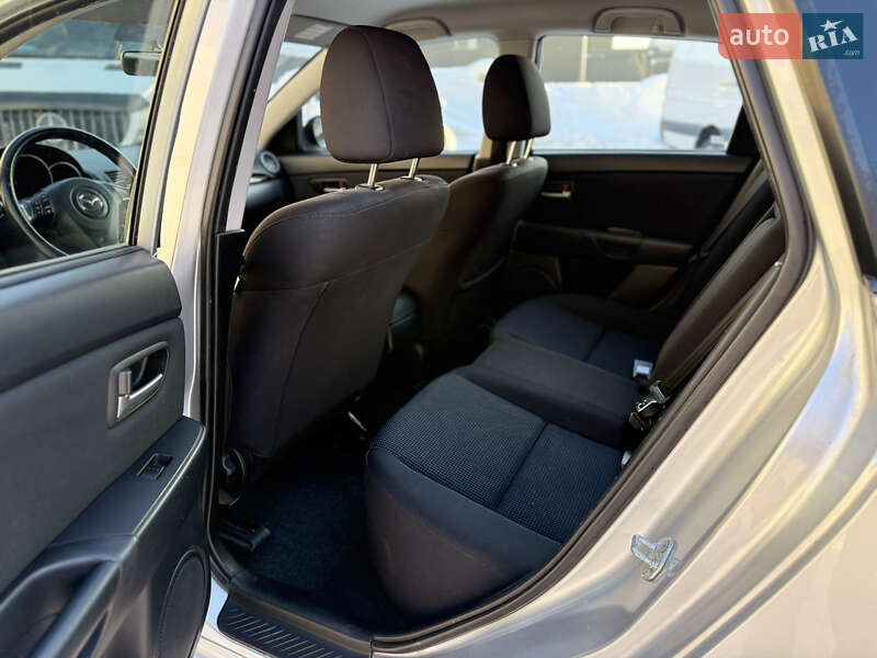 Хэтчбек Mazda 3 2006 в Тернополе