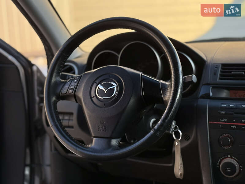 Хэтчбек Mazda 3 2006 в Тернополе