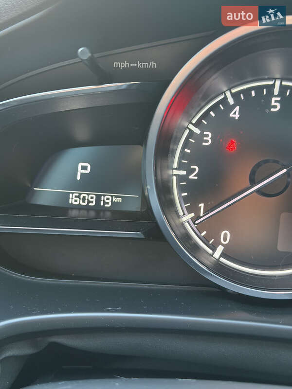 Хэтчбек Mazda 3 2017 в Днепре фото 13 Хэтчбек Mazda 3 2017 в Днепре