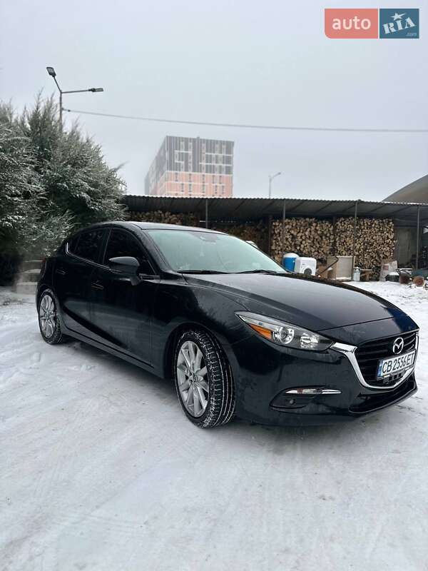 Хэтчбек Mazda 3 2017 в Крюковщине фото Хэтчбек Mazda 3 2017 в Крюковщине