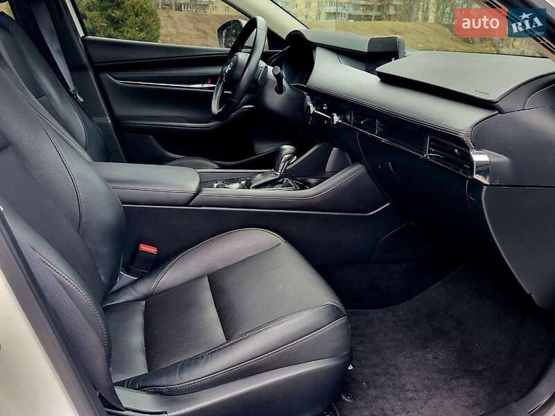 Седан Mazda 3 2023 в Дніпрі фото 9 Седан Mazda 3 2023 в Дніпрі