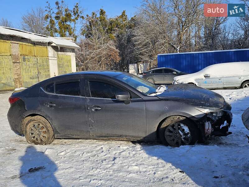 Седан Mazda 3 2013 в Киеве фото 4 Седан Mazda 3 2013 в Киеве