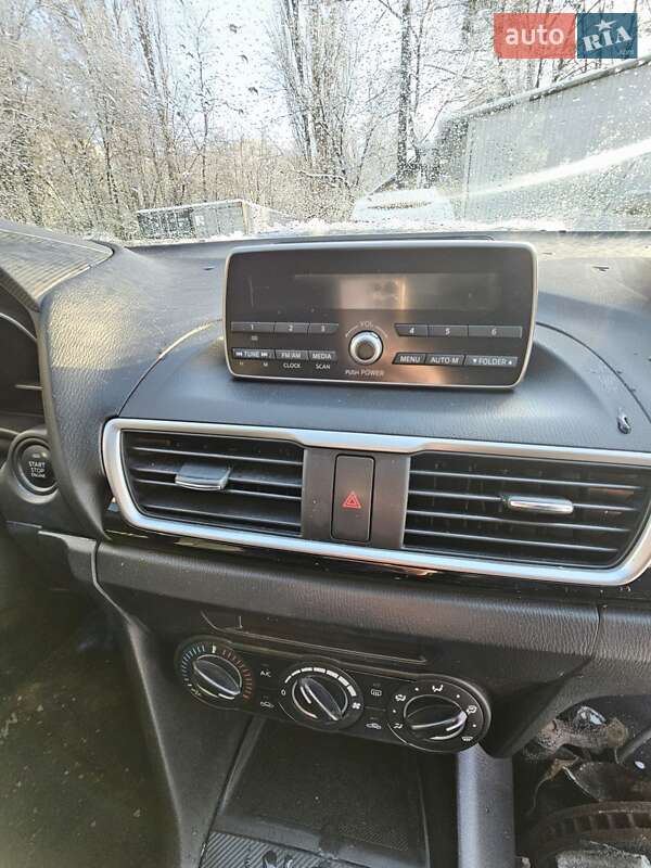 Седан Mazda 3 2013 в Киеве фото 12 Седан Mazda 3 2013 в Киеве