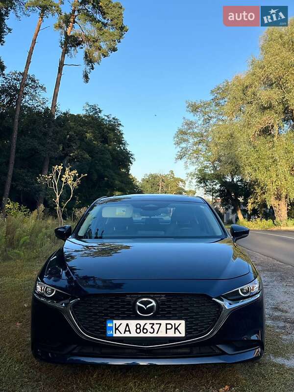 Седан Mazda 3 2024 в Киеве