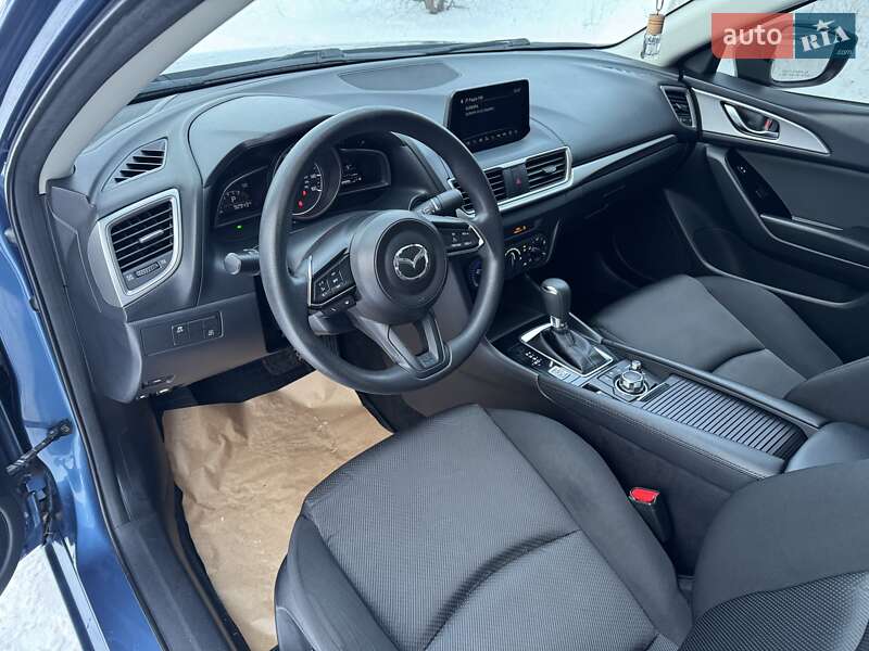Седан Mazda 3 2018 в Дніпрі фото 19 Седан Mazda 3 2018 в Дніпрі