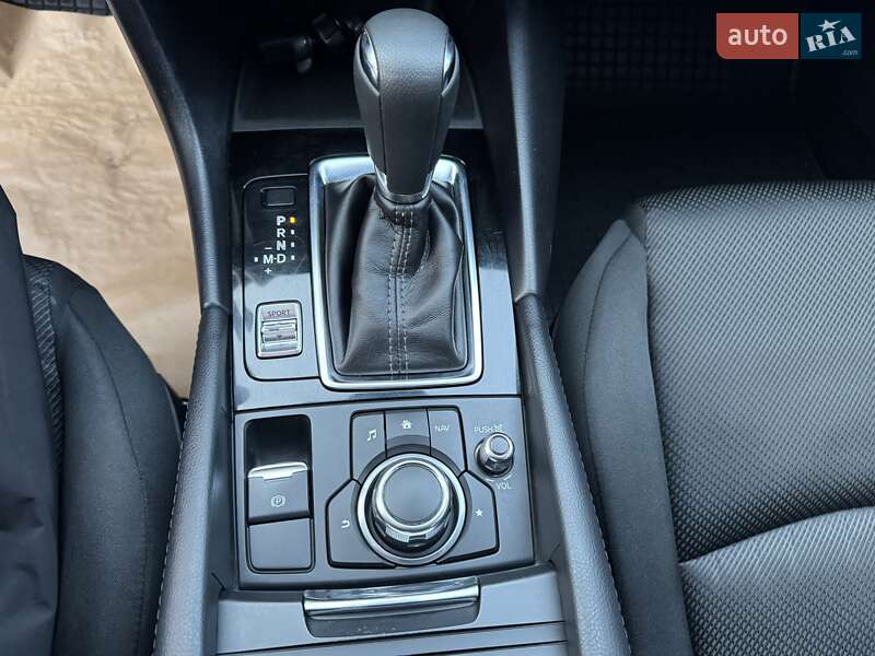 Седан Mazda 3 2018 в Дніпрі фото 34 Седан Mazda 3 2018 в Дніпрі
