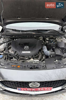 Седан Mazda 3 2021 в Киеве