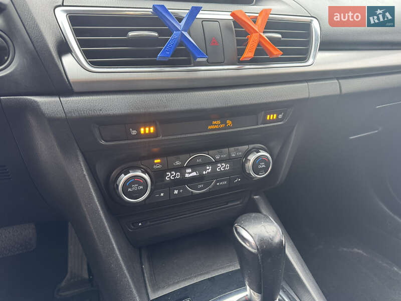 Седан Mazda 3 2013 в Киеве фото 16 Седан Mazda 3 2013 в Киеве