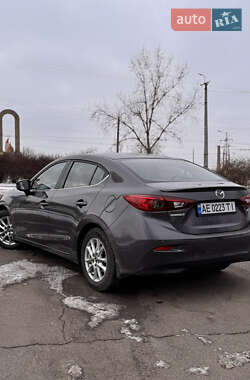 Седан Mazda 3 2013 в Кривом Роге