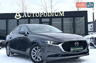 Седан Mazda 3 2019 в Киеве