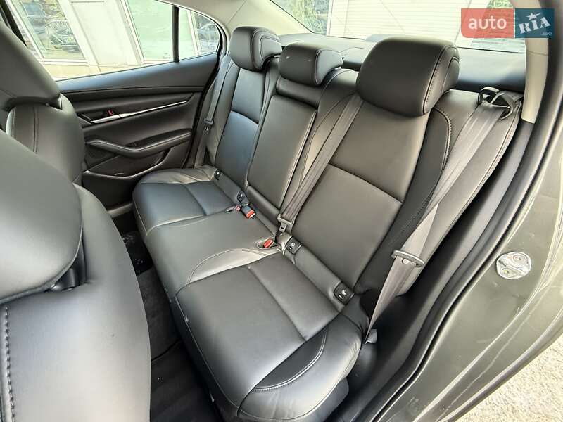 Седан Mazda 3 2020 в Киеве фото 16 Седан Mazda 3 2020 в Киеве