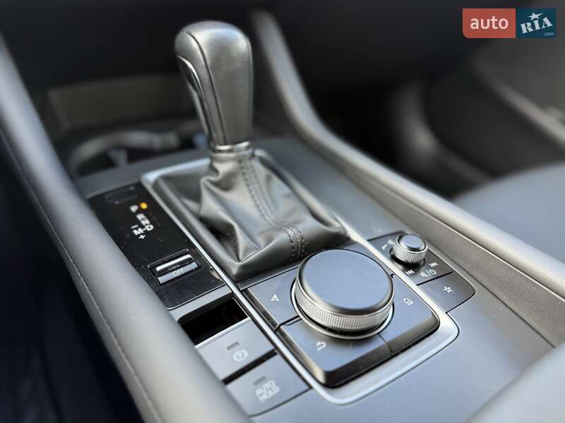 Седан Mazda 3 2020 в Киеве фото 21 Седан Mazda 3 2020 в Киеве