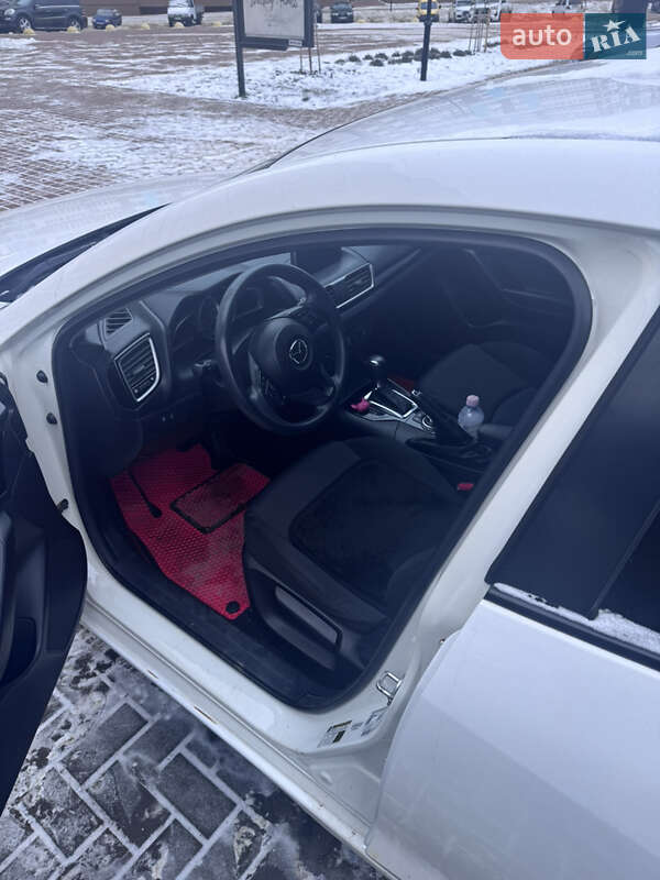 Седан Mazda 3 2016 в Черкассах фото 2 Седан Mazda 3 2016 в Черкассах