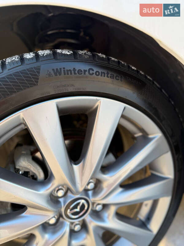 Седан Mazda 3 2023 в Косове