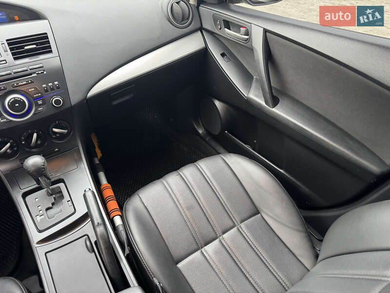 Седан Mazda 3 2012 в Києві фото 12 Седан Mazda 3 2012 в Києві