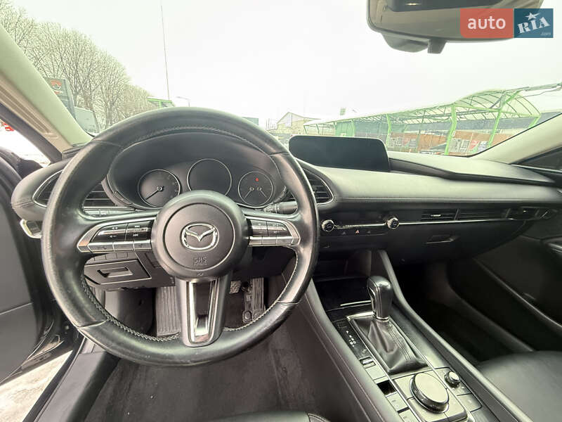 Седан Mazda 3 2018 в Києві
