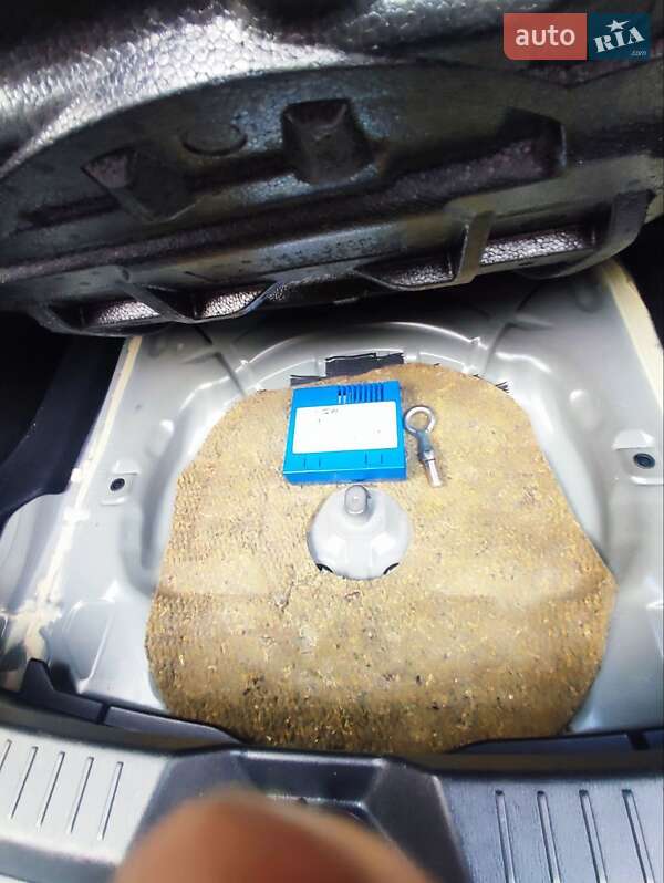 Хэтчбек Mazda 3 2014 в Каменском фото 16 Хэтчбек Mazda 3 2014 в Каменском