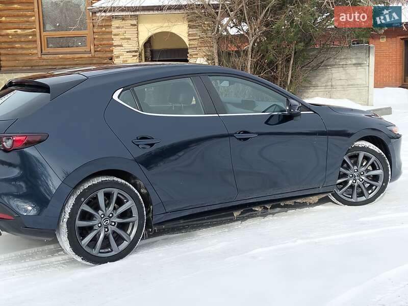 Хэтчбек Mazda 3 2019 в Харькове