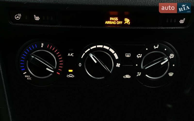 Седан Mazda 3 2018 в Львові фото 15 Седан Mazda 3 2018 в Львові