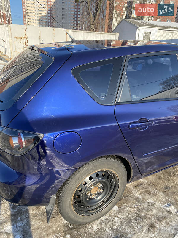 Хэтчбек Mazda 3 2005 в Киеве