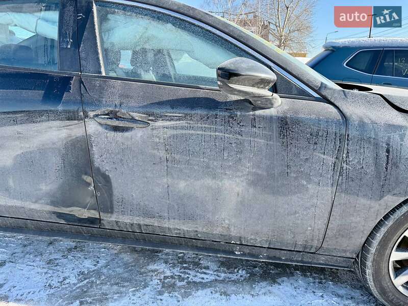 Седан Mazda 3 2022 в Киеве