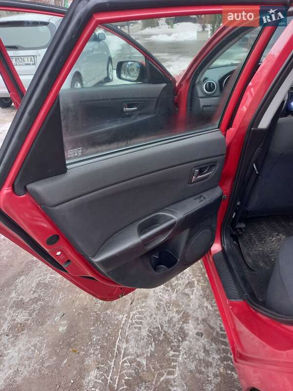 Хэтчбек Mazda 3 2004 в Ивано-Франковске