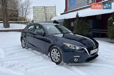 Хэтчбек Mazda 3 2016 в Киеве