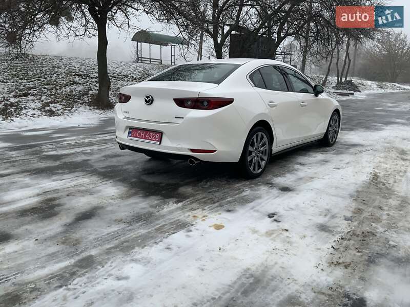 Седан Mazda 3 2022 в Полтаві
