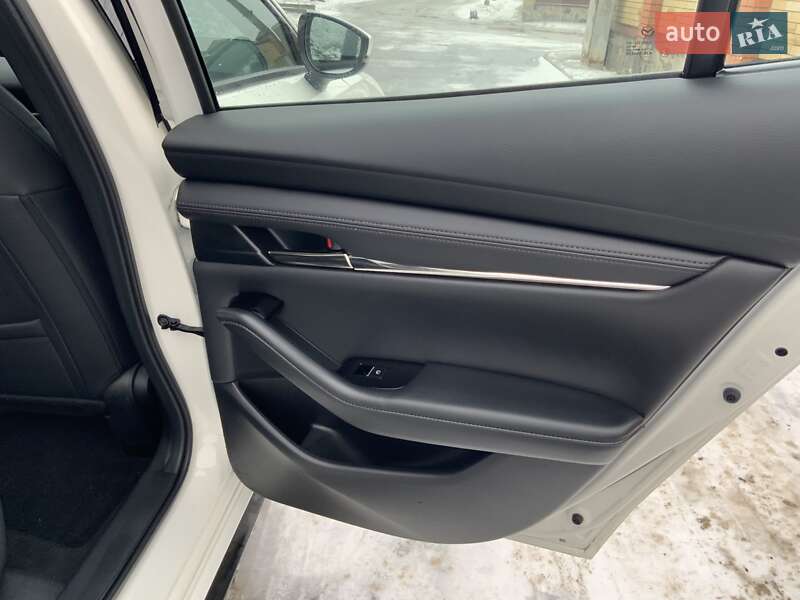 Седан Mazda 3 2022 в Полтаві
