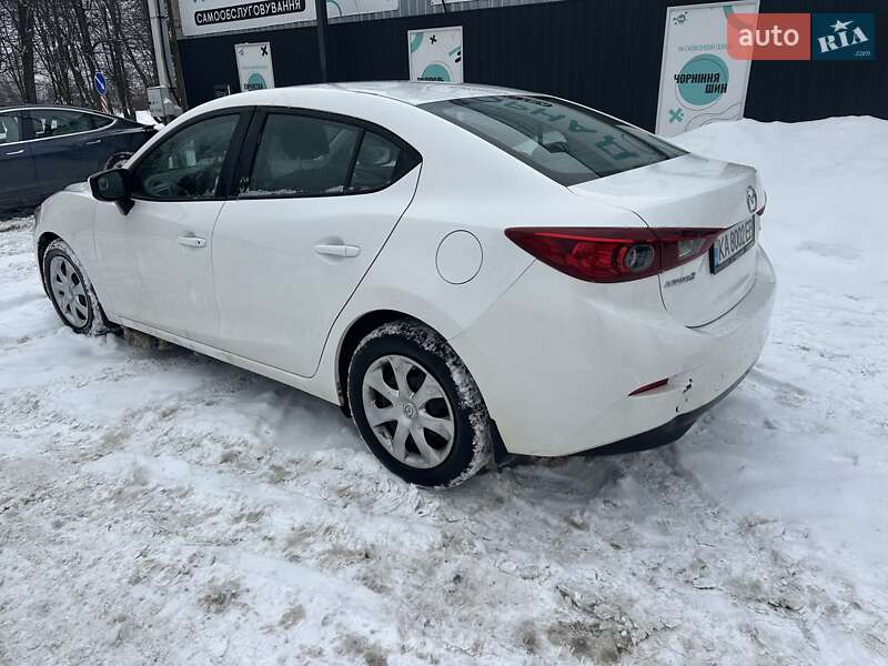 Седан Mazda 3 2018 в Києві