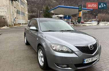 Хэтчбек Mazda 3 2003 в Рахове