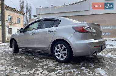 Седан Mazda 3 2013 в Миколаєві
