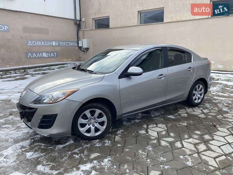 Седан Mazda 3 2013 в Миколаєві