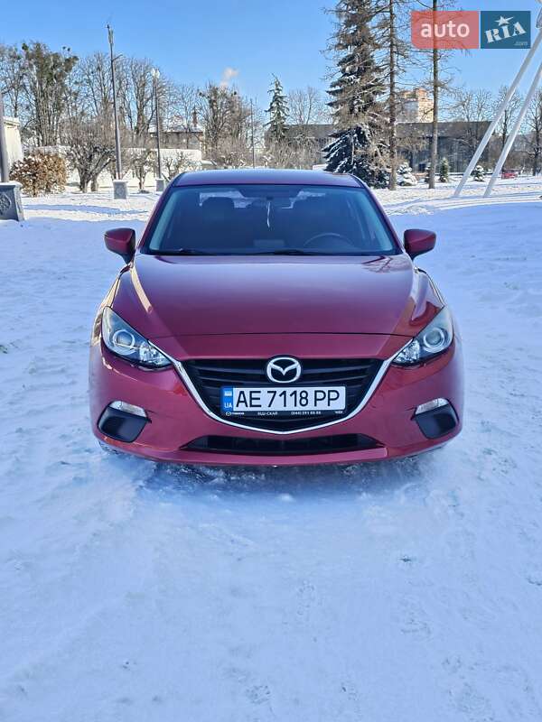 Седан Mazda 3 2016 в Києві