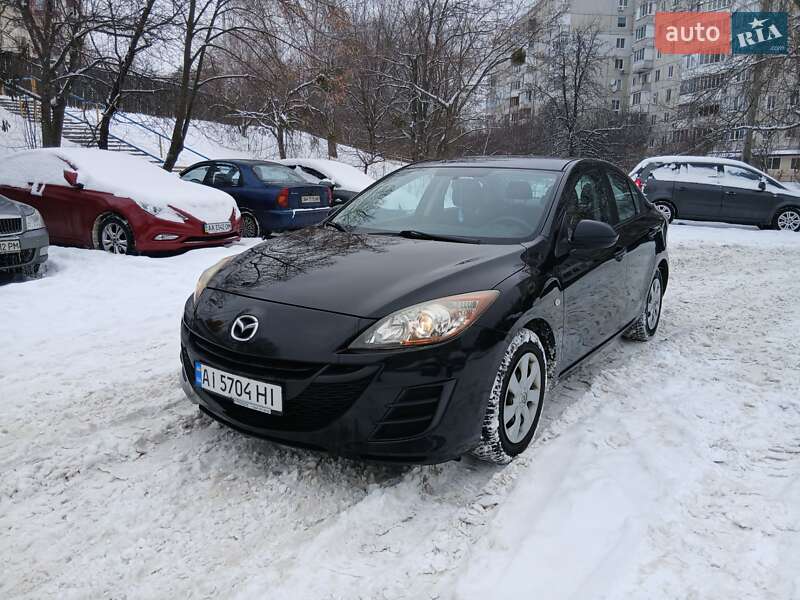 Хетчбек Mazda 3 2010 в Обухові