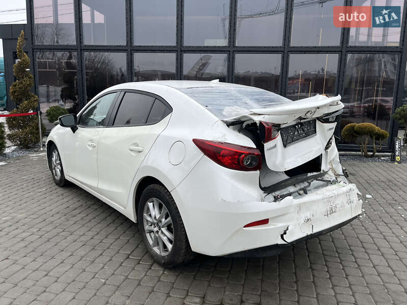 Седан Mazda 3 2013 в Львові