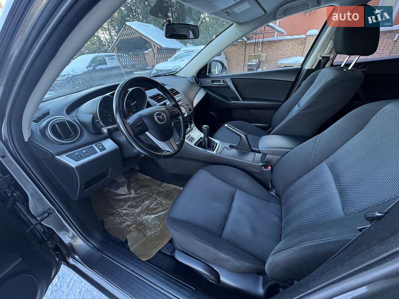 Хэтчбек Mazda 3 2009 в Виннице
