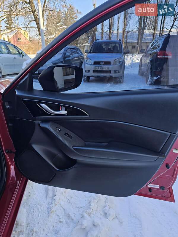 Седан Mazda 3 2016 в Киеве фото 16 Седан Mazda 3 2016 в Киеве
