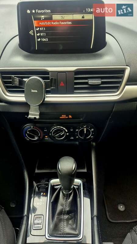 Седан Mazda 3 2017 в Киеве фото 22 Седан Mazda 3 2017 в Киеве