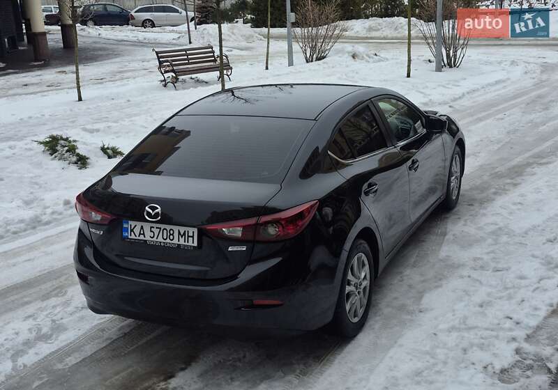 Седан Mazda 3 2017 в Киеве фото 33 Седан Mazda 3 2017 в Киеве