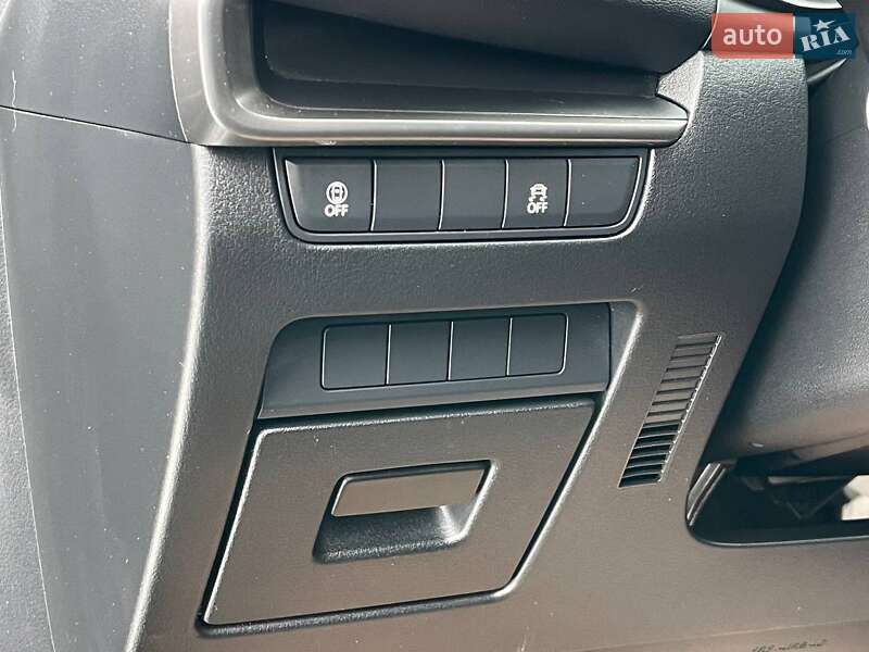 Хетчбек Mazda 3 2022 в Києві фото 22 Хетчбек Mazda 3 2022 в Києві